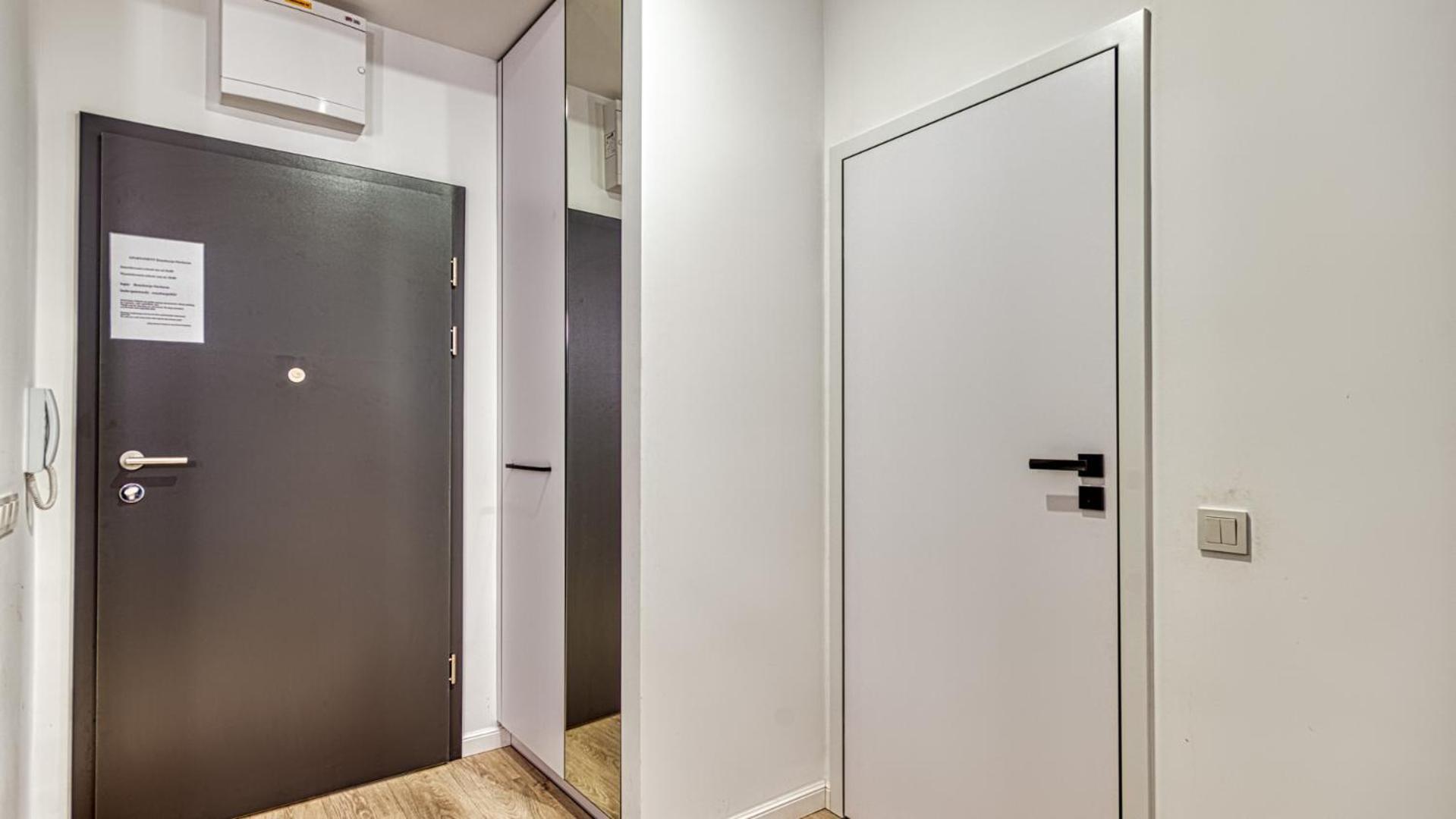 213 - 5d Apartment